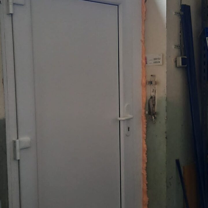 Vchodové dveře